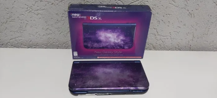 New Nintendo 3ds XL Galaxy Desbloqueado 64gb + 32gb