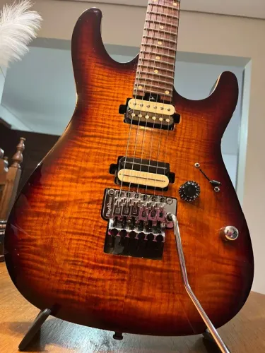 Guitarra Harley Benton Fusion Pro séries .
