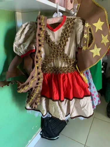 Vestido Infantil Maria Bonita (esta com defeito no ziper apenas)