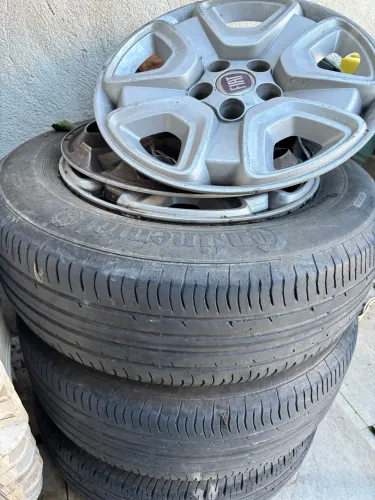 pneu 205/70 16 Continental 