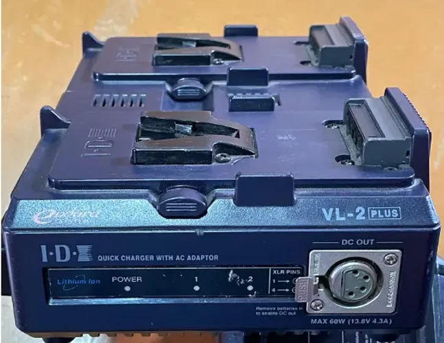 Carregador Baterias V-mount Duplo IDX