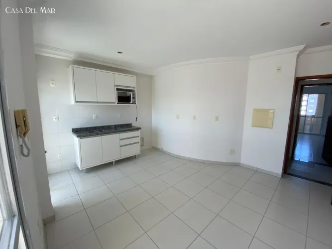 Cobertura para Venda em Florianópolis, Capoeiras, 2 dormitórios, 2 suítes, 3 banheiros, 2 