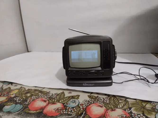 Televisão portátil