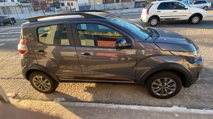 Fiat Mobi Trekking 1.0 Flex 5P 2025