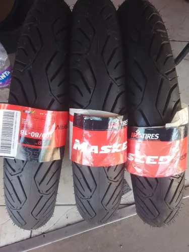 Pneus para moto