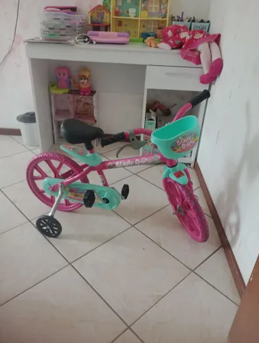Bicicleta infantil rosa 