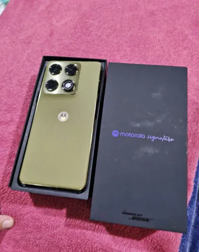 Motorola signature