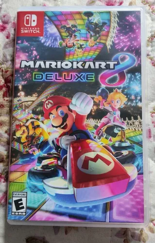 VENDO - Mario Kart 8 Deluxe - Nintendo Switch