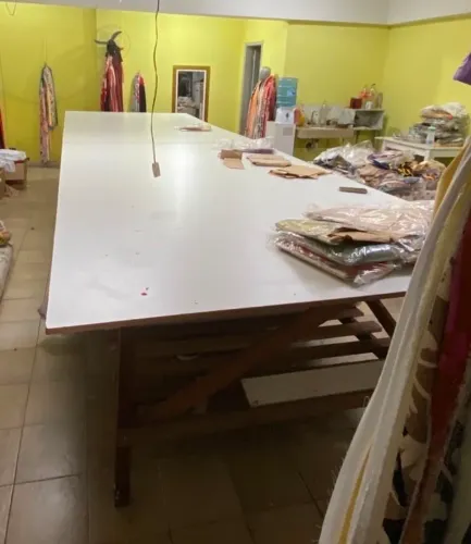Mesa de Corte Profissional 5,50m x 1,85m - Excelente Estado