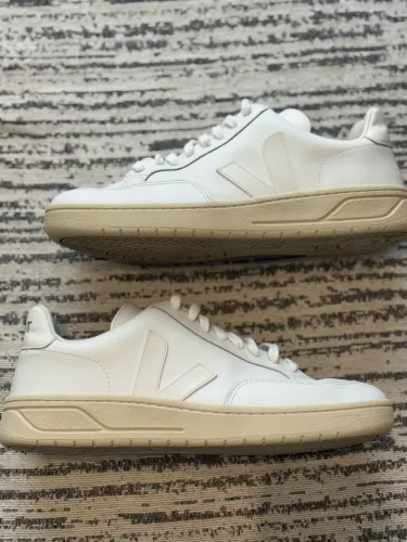 tênis vert veja v-10 couro branco 38