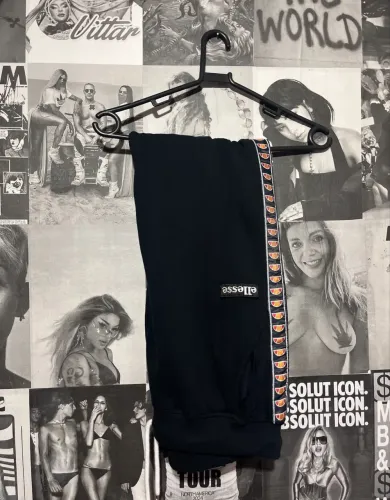 calça jogger moletom ellesse preta azulada