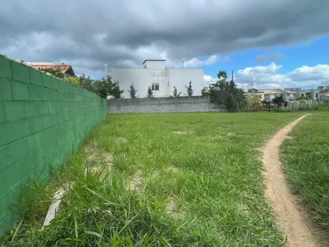 Terreno 450 m2-Campeche próximo do banco do Brasil codigo: 352396