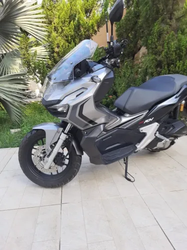 Honda ADV