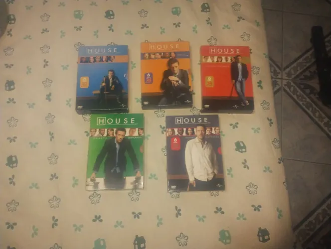 LOTE DVD - HOUSE (1ª à 5ª TEMPORADA)