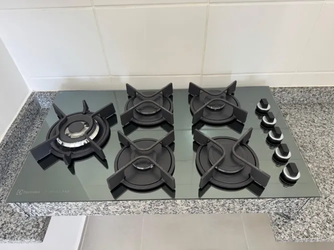 Vendo Cooktop 5 Bocas a Gás Electrolux Espelhado Home Pro 
