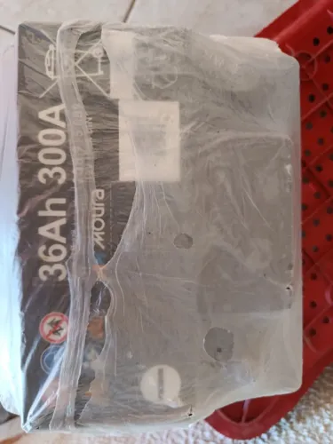 Vendo bateria Moura nova