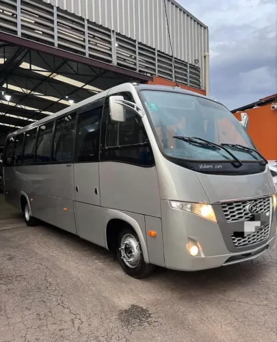 Micro ônibus Marcopolo Volare W9 (executivo 32l)