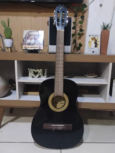 Violão aceito 230