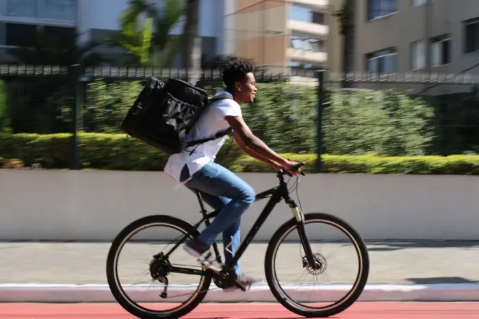 VAGA PARA ENTREGADOR(A) BIKE !!!!!!