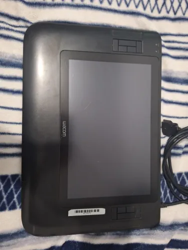 Mesa digitalizadora wacon cintiq 12wx