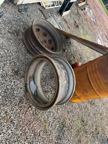Rodas a disco e raiada a venda 