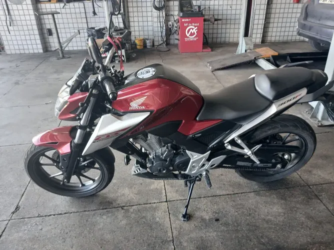 CB 300F 2026 único dono 