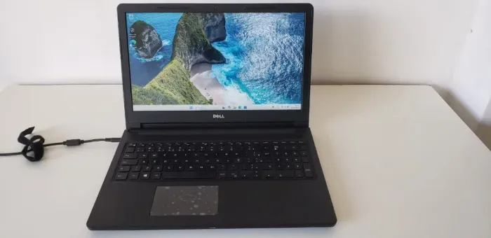Notebook Dell Inspiron 3576 i5 8° geração - Windows 11
