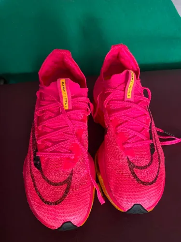 tenis nike air zoom alphafly next% 2 rosa