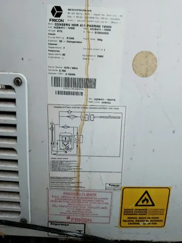 Vendo freezer vertical Fricon seminovo