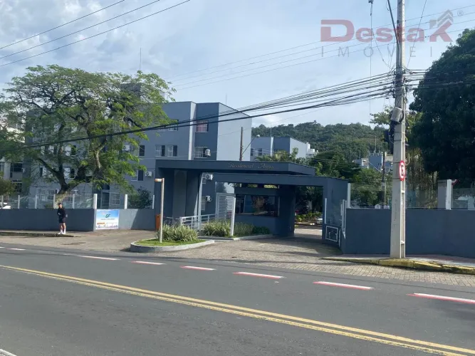 Apartamento em Coqueiros - Florianópolis