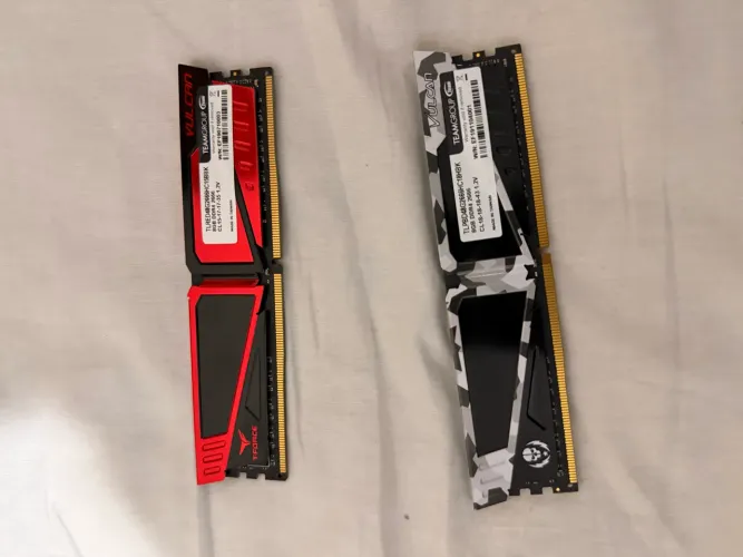 2x Memória RAM 8GB DDR4 2666mhz