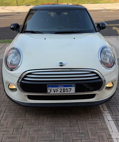 Mini Cooper 1.5 Turbo 12V 3P Aut. 2014