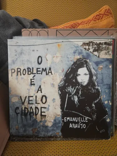 Disco de vinil Emanuelle Araújo - O problema é a velocidade