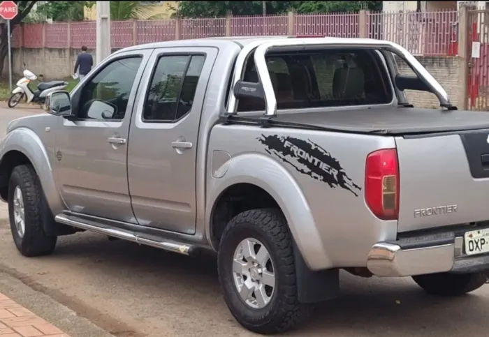 Nissan Frontier S CD 4X4 2.5 TB Diesel 2015