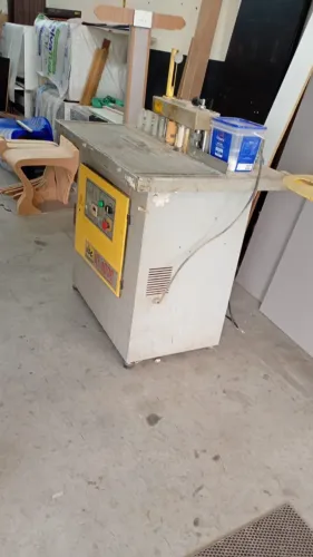 Coladeira de fita de borda 