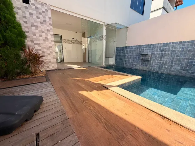LOCAÇÃO CASA TRIPLEX MOBILIADA EM INTERLAGOS  VILA VELHA/ES