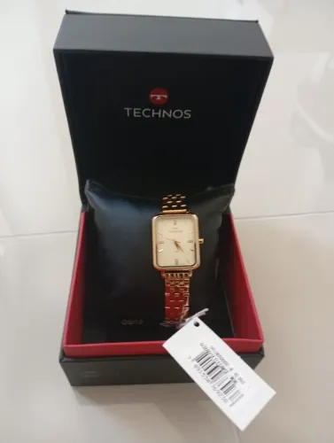 Relógio dourado Technos feminino 