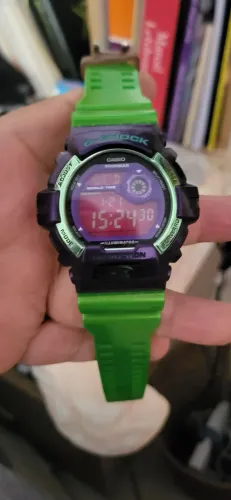 G-8900SC-6 CASIO G-SHOCK CRAZY COLORS ROXO/VERDE