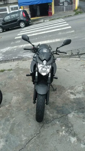 Moto XJ6 N
