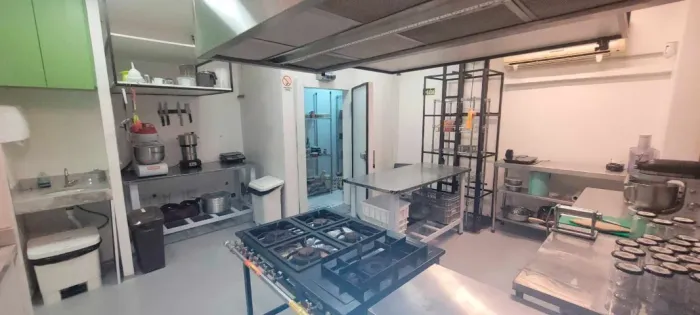 Ponto comercial com cozinha industrial Auxiliadora Poa/RS