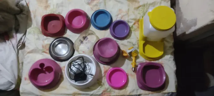 Potes de ração e água PET gato cachorro pequeno comedouro