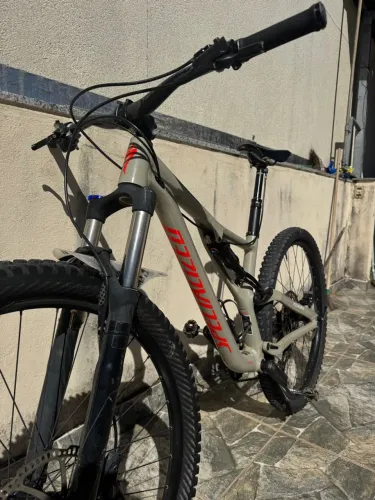 Bicicleta Specialazed full ARO 29 tamanho M