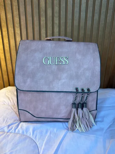 ? Mochila Guess Original Rosé - Moderna e Elegante ?
