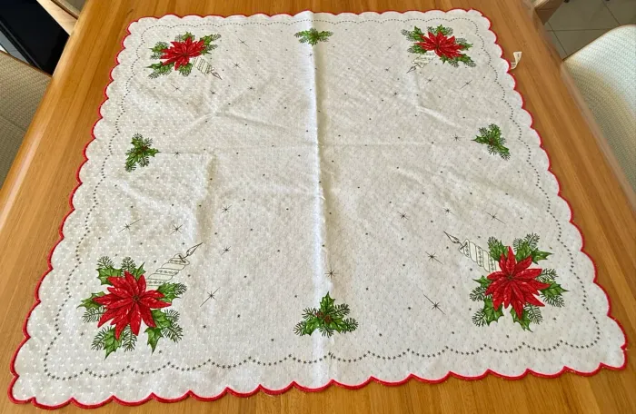 Toalha para Centro de Mesa Natalina Vintage - Um Charme! 72x75cm