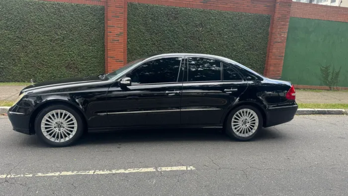 Mercedes-Benz E-320 Avantgarde 2005