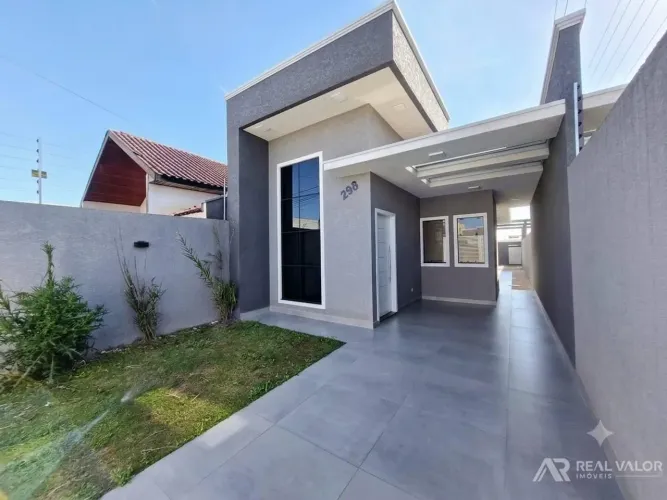Casa de Alto Padrão para Locação com Suíte e Closet no Bairro Nações em Fazenda Rio Grande