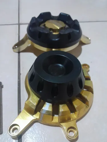 Vendo eslaid do motor da cb650r