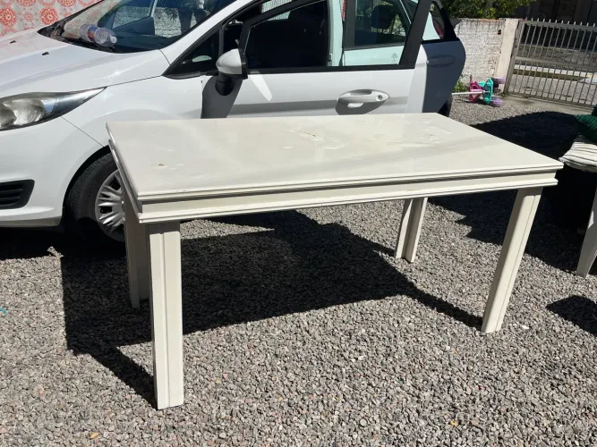DOAÇÃO: MESA