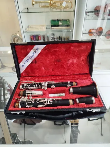 Clarinete Evette Master Model 