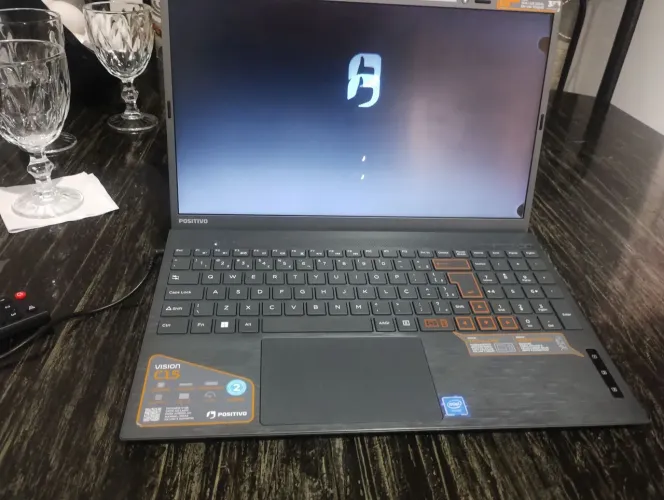 Notebook positivo 15"